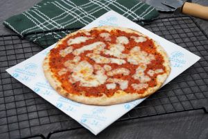 مناقيش محمرة